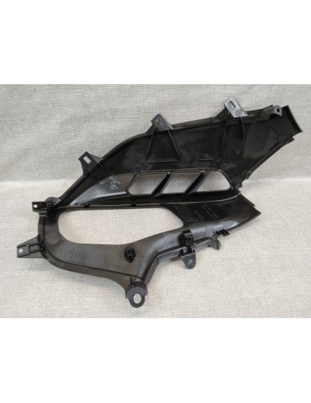 Couvercle de conduite latérale NC750 INTEGRA 2014/15 neuf HONDA 64370-MJL-D70