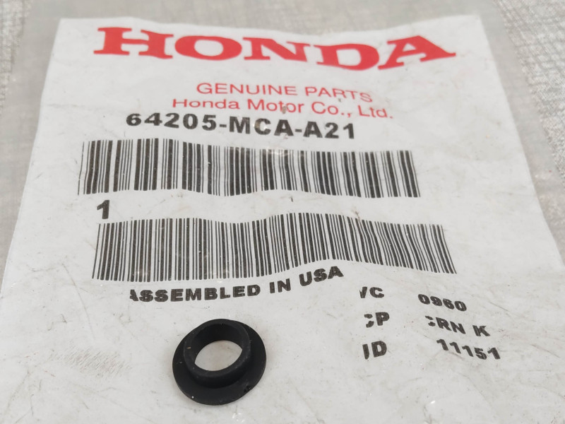 Rondelle caoutchouc bulle GL1800 HONDA 64205-MCA-A21