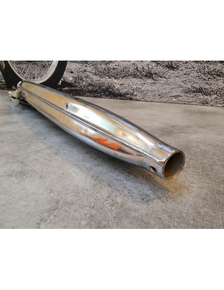 Silencieux échappement gauche C92 CS92 C95 NEW OLD STOCK HONDA 18330-200-050NOS