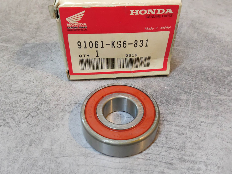 Roulement à billes 6204 CR125R 88/89 CR250R 88 CR500R 88 HONDA 91061-KS6-831
