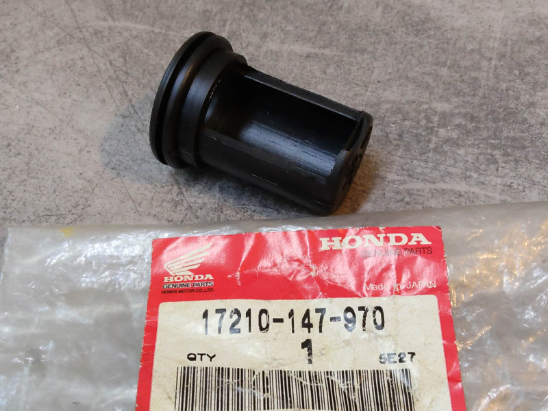 Joint en caoutchouc NA50 79-81 NC50 HONDA 17210-147-970