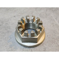 Ecrou roue arrière NT400 88/89 NT650 88/89 NTV600 NTV650 HONDA 90316-MN8-010