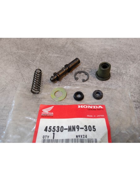 Kit réparation maitre cylindre de frein NX650 NTV650 CB500 HONDA 45530-MN9-305