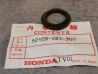 Bague bakélite coté bras oscillant CB350 CB450 CB500-550-750 HONDA 52109-283-300