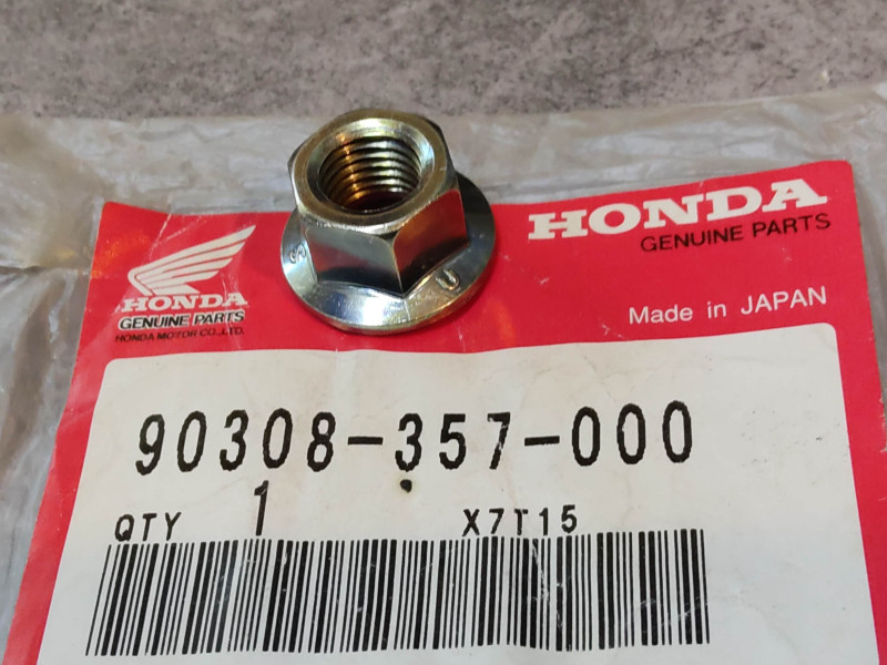 Ecrou épaulé d:10 mm HONDA 90308-357-000