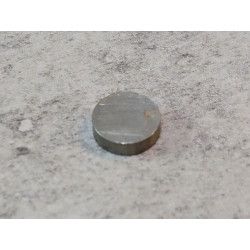 Pastille de réglage soupape diamètre 7.48 épaisseur 2.125mm HONDA 14938-KT7-013
