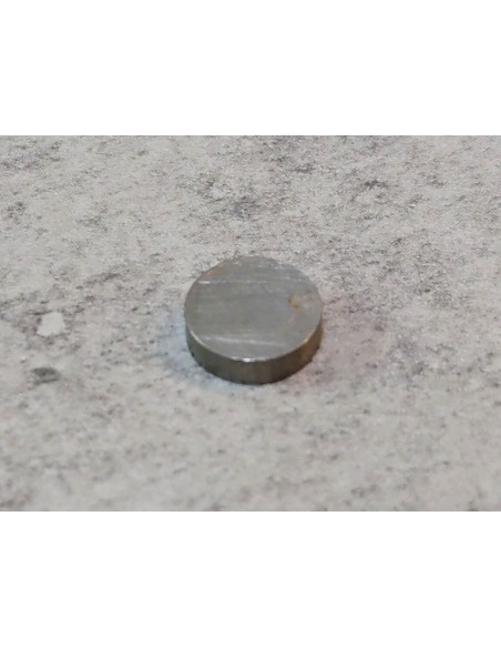 Pastille de réglage soupape diamètre 7.48 épaisseur 2.125mm HONDA 14938-KT7-013
