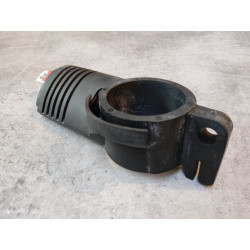 Support de clignotant AV droit de NTV650 88/97 HONDA 61316-MN8-670