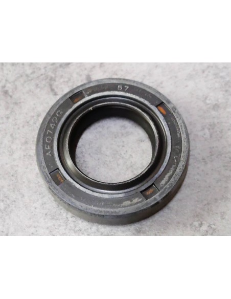 Joint SPI 17x30x6 G100 GV100 NH50 NH80 SH50 SH75/80 HONDA 91202-892-004