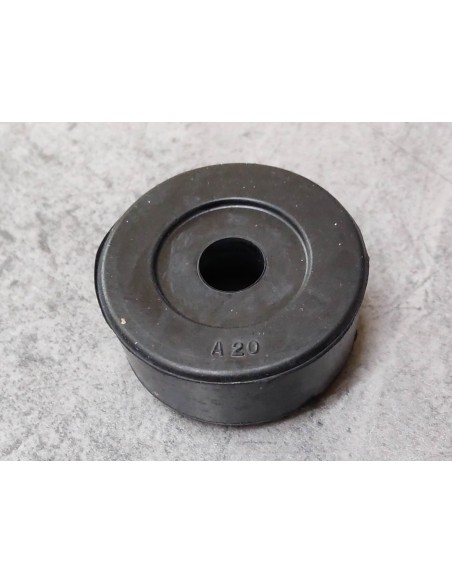 Tampon caoutchouc de sacoche latérale de ST1100 92/99 HONDA 81327-MT3-000