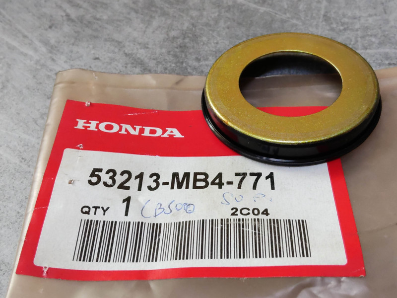 Cache poussière supérieur axe direction VF1100CE/CF/CG HONDA 53213-MB4-771