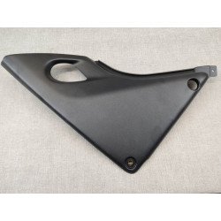 Cache latéral gauche CB500 96-2000 noir neuf origine HONDA 83700-MY5-860ZA