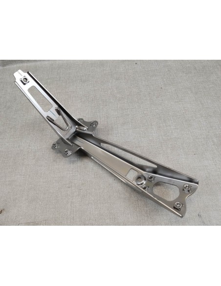 support de garde boue arrière CBR500 R 2016/17 neuf origine HONDA 80102-MJW-J00