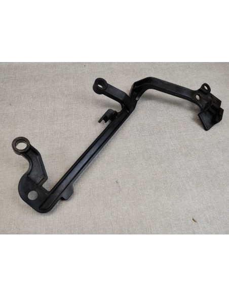 support de sacoche Droit ST1100 PAN EUROPEAN 1990/2000 HONDA 84250-MT3-000