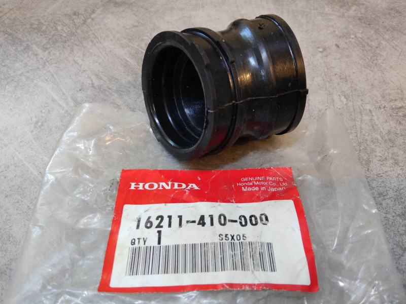 Pipe admission numéro 1 de CB750 (F2/F3) HONDA 16211-410-000