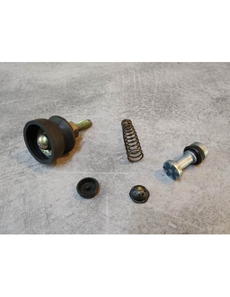 Kit réparation de maitre cylindre AR OCCASION CB750 F1 HONDA 43510-392-005