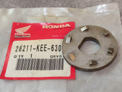Rochet de kick SH100 SCOOPY SJ100 BALI HONDA 28211-KEE-630