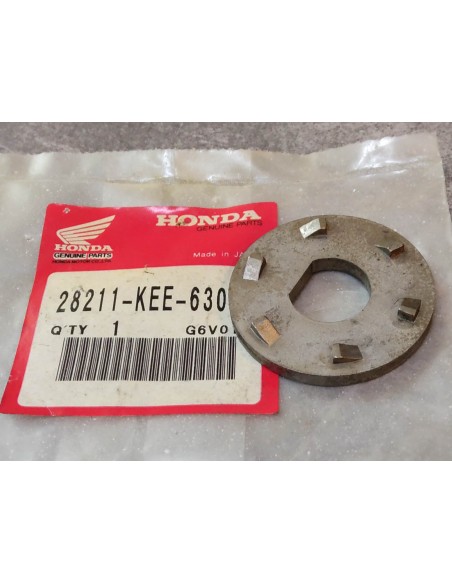 Rochet de kick SH100 SCOOPY SJ100 BALI HONDA 28211-KEE-630