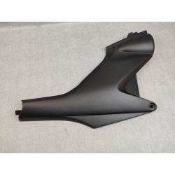 Cache latéral droit Honda Hornet CB600F 2005/2006 neuf | 83400MBZK00ZD