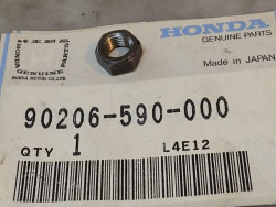Ecrou des vis de reglage soupape (diamètre 7mm) HONDA 90206-590-000