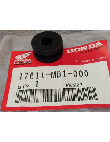Caoutchouc elément dans montage réservoir VF750CC/CD/CE HONDA 17611-MB1-000