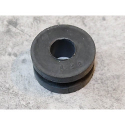 Caoutchouc elément dans montage réservoir VF750CC/CD/CE HONDA 17611-MB1-000