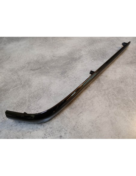 Moulure latérale droit de topcase GL1800 couleur NH1Z HONDA 81161-MCA-000ZA