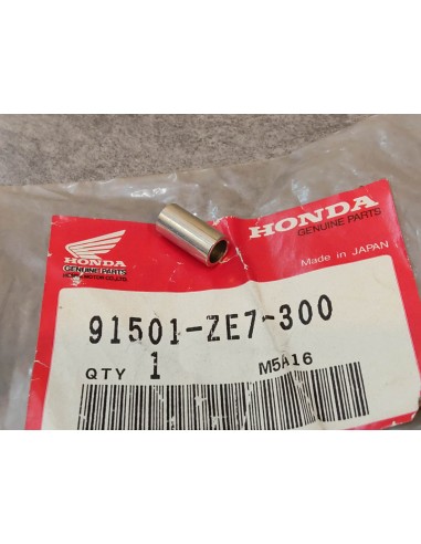 Entretoise 7x1x14 mm XRV750 AFRICA TWIN 93-00 HONDA 91501-ZE7-300