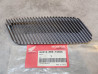 Grille de flanc de carénage droit de NSR125R 93/98 HONDA 64316-KBS-740ZA
