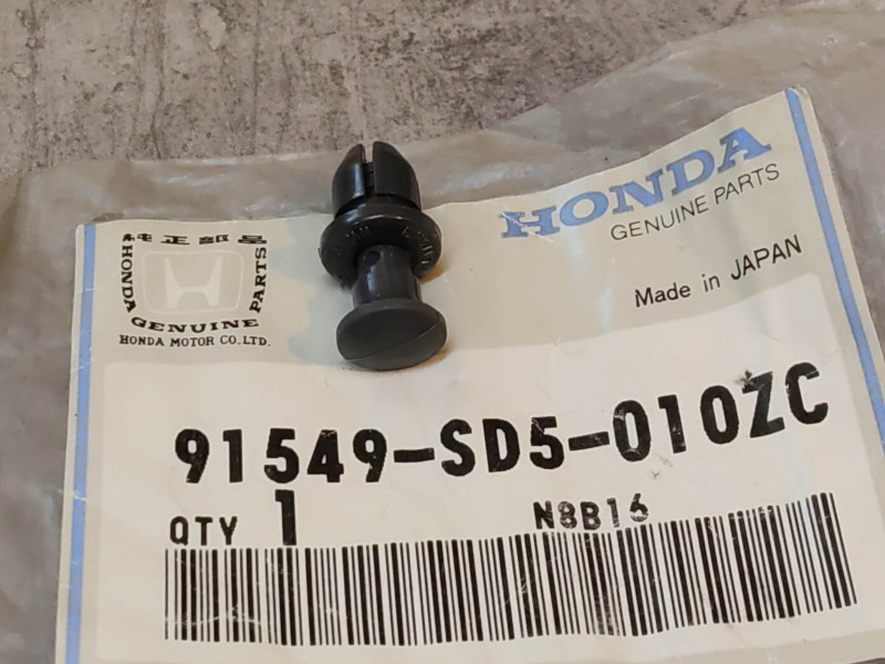 Rivet plastique de carrosserie (NH-133L) CBR1000F 89-92 HONDA 91549-SD5-010ZC