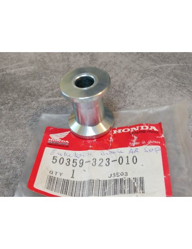 Entretoise arrière fixation moteur CB500 CB550 CB650 HONDA 50359-323-010