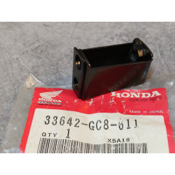Support dans montage de clignotant AR de NH80MS 92-94 HONDA 33642-GC8-611