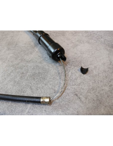 Cable d'accélérateur NOS (embout cassé) CB500T HONDA 17910-375-000NOS
