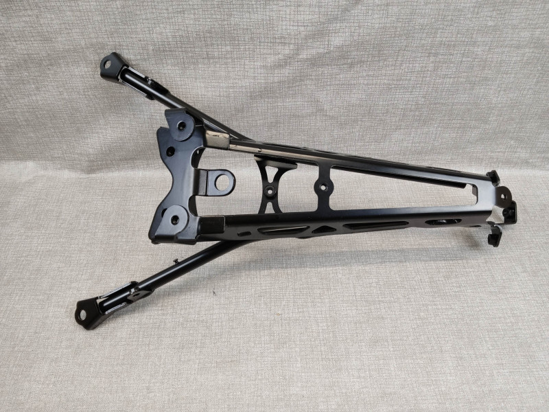 Support de garde boue et de bavette AR XADV 750 2017/20 HONDA neuf 80115-MKH-D00
