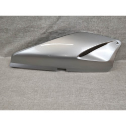 Couvercle latéral gauche Honda XL125V Varadero 83600-KPC-640ZG