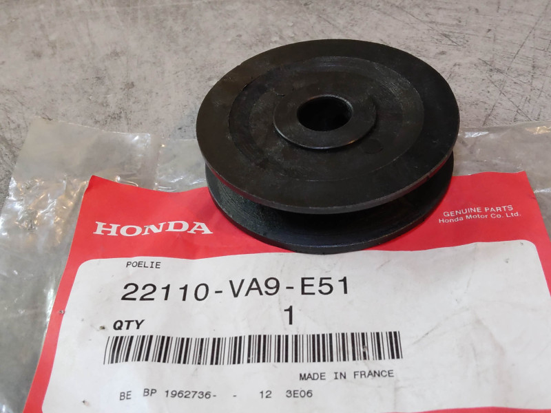 Poulie tracteur tondeuse MOTOCULTURE HONDA 22110-VA9-E51