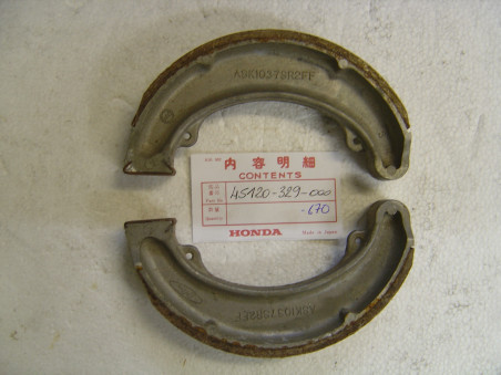 Mâchoires de frein avant Honda XL250 – Réf. 45120329000