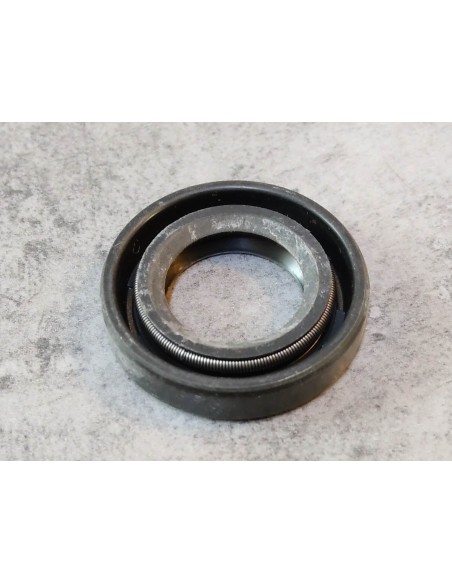 Joint spi cache poussière 18x32x7 mm HONDA 91252-GE2-005