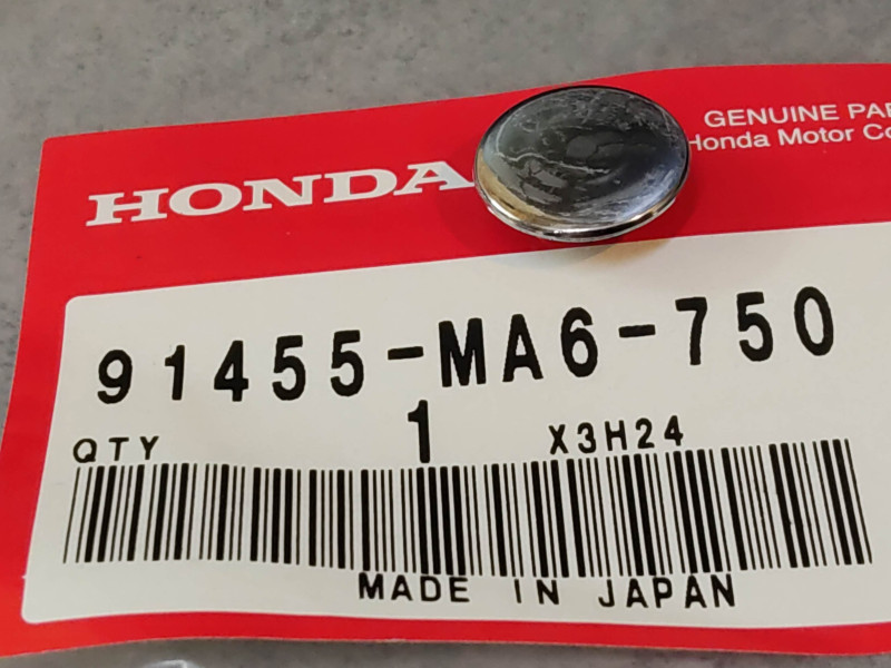 Bouchon chromé tête de vis 8 mm CB350/450 CBX HONDA 91455-MA6-750