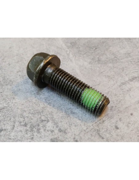 Vis à tête hexagonale épaulée filetage vert 10x32 mm HONDA 90133-MR8-000