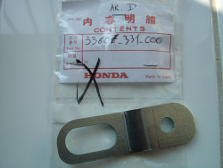 Support clignotant AR droit Honda SL125 - Réf. 33607331000A