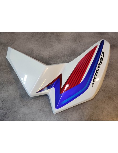 Flanc de carénage avant droit CB650F HONDA 64310-MJE-D60ZA