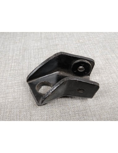 Chape de repose pied AR Gauche OCCASION CB750K6 HONDA 50712-341-670