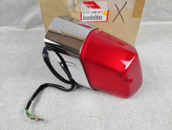 Feu arrière complet VT125 C3 SHADOW 2003/2004 neuf origine HONDA 33701-KGB-611