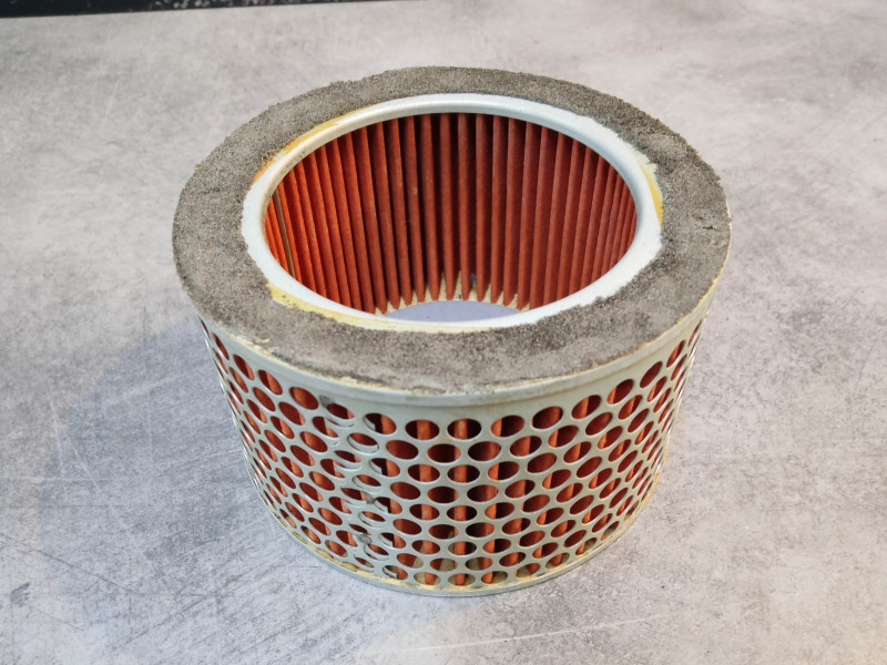 Filtre à air VF400F neuf mais mousse d'etancheité HS HONDA 17210-KE7-000OCC