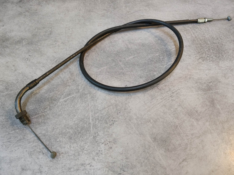 Cable gaz retour B VF700C VF750C MAGNA HONDA 17920-MB1-000