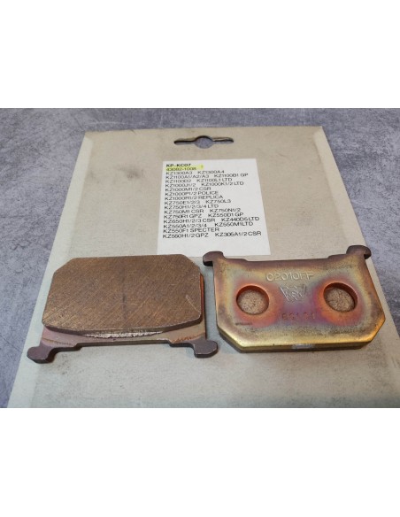 Jeu plaquettes frein arrière ADAPTABLE KZ1300 KZ1100 KZ1000 KAWASAKI 43082-1008A