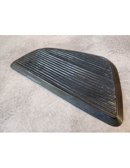 Grippe genoux gauche caoutchouc CA175 CB125 CD125 CD175 HONDA 17661-246-O20OCC2