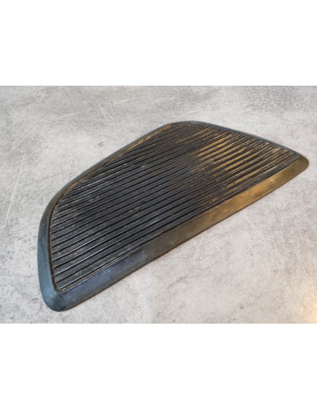 Grippe genoux gauche caoutchouc CA175 CB125 CD125 CD175 HONDA 17661-246-O20OCC2