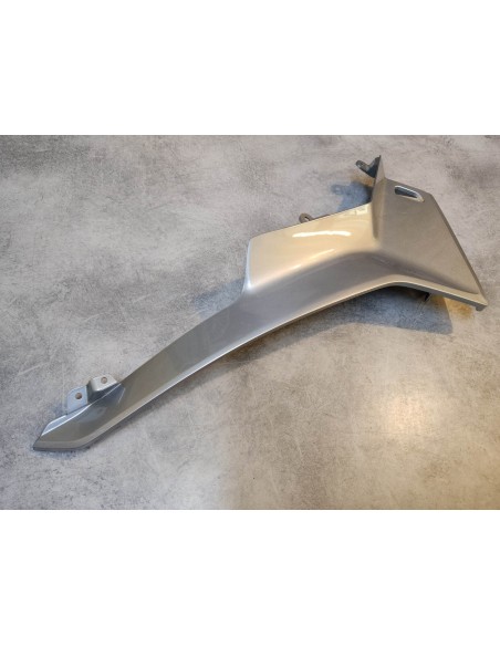 Cache latéral inférieur gauche gris VFR1200 HONDA 64420-MGE-000ZA